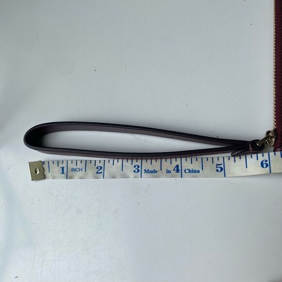 Kate Spade clutch wristlet wallet - Picture 9 of 9